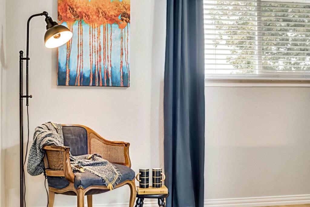 Apartment The Classic • Near Knox Henderson