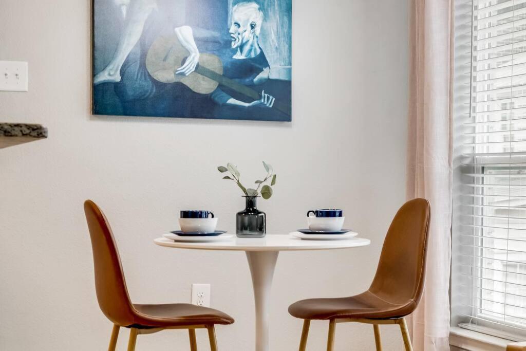 The Classic • Near Knox Henderson Dallas