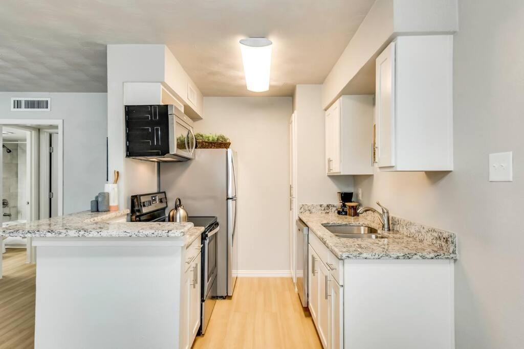 The Classic • Near Knox Henderson * Dallas