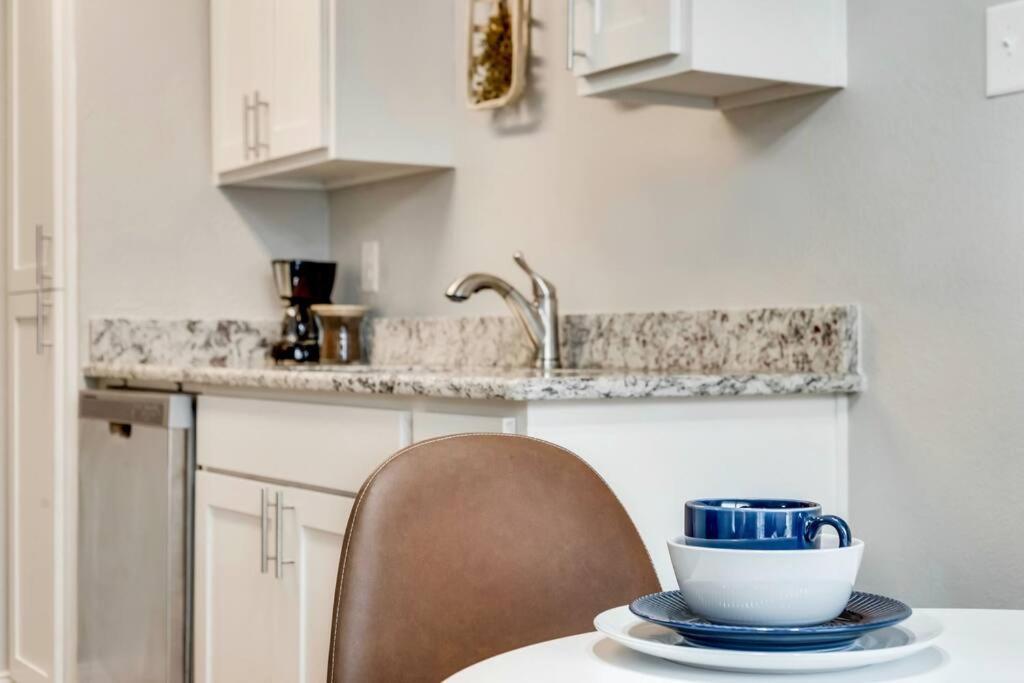 The Classic • Near Knox Henderson Dallas