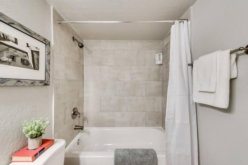 The Classic • Near Knox Henderson Dallas