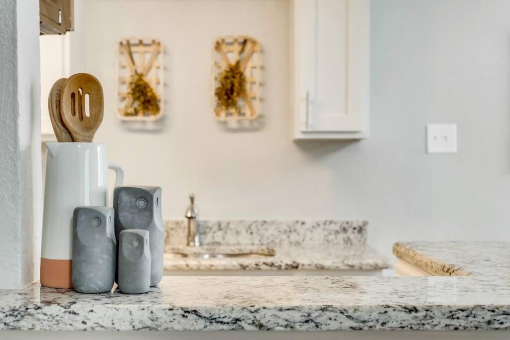 The Classic • Near Knox Henderson Dallas