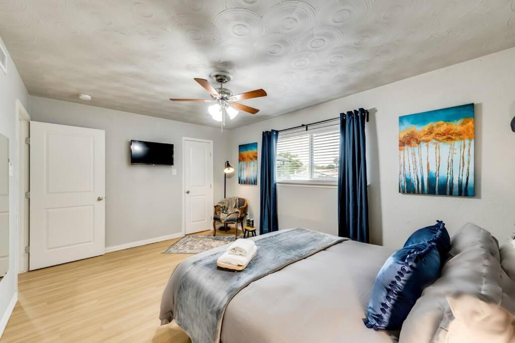 The Classic • Near Knox Henderson Apartment *